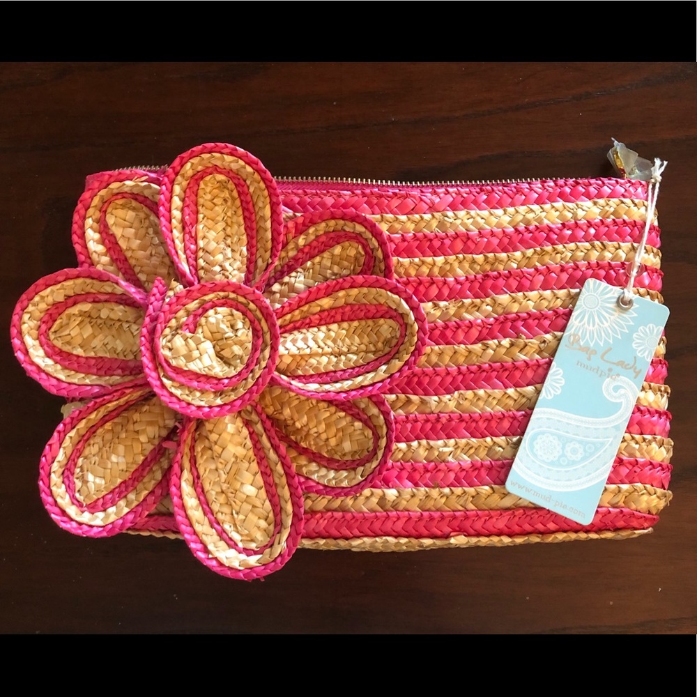 A1  WHEAT STRAW CLUTCH👛 Mudpie NWT